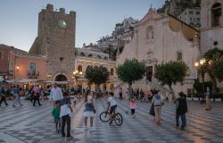People on the streets in Taormina Sicily