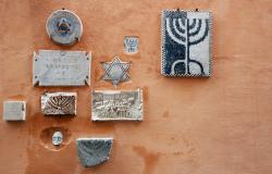 Jewish symbols in Rome
