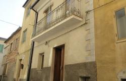 Town house for sale in Colledimezzo Abruzzo Italy