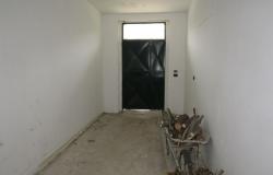 Rough 200sqm skeleton 1km to the city center, peaceful, 5 bedrooms 500sqm of garden.  4