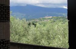 Detached, isolated, new build with 4500sqm of olive grove, mountain views, 1km to the town. 15