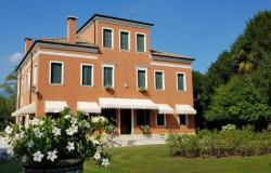 Valdobbiadene (Treviso) Charming Venetian villa with park ref.53a 0