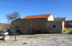 Detached, renovated farm house, barn and 9000sqm of land in the peaceful hills around Atessa city. 1