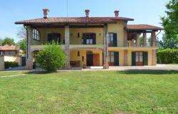 A Restored Country House with Park in the Area of Barolo/ mrg001