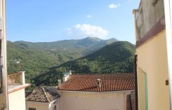 3 bed apartment with beautiful mountain views, completely finished, 200 meters to center  6