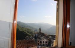3 bed apartment with beautiful mountain views, completely finished, 200 meters to center  0