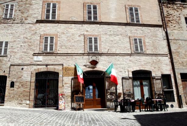 Town House in Ascoli Piceno province Ref 150 0