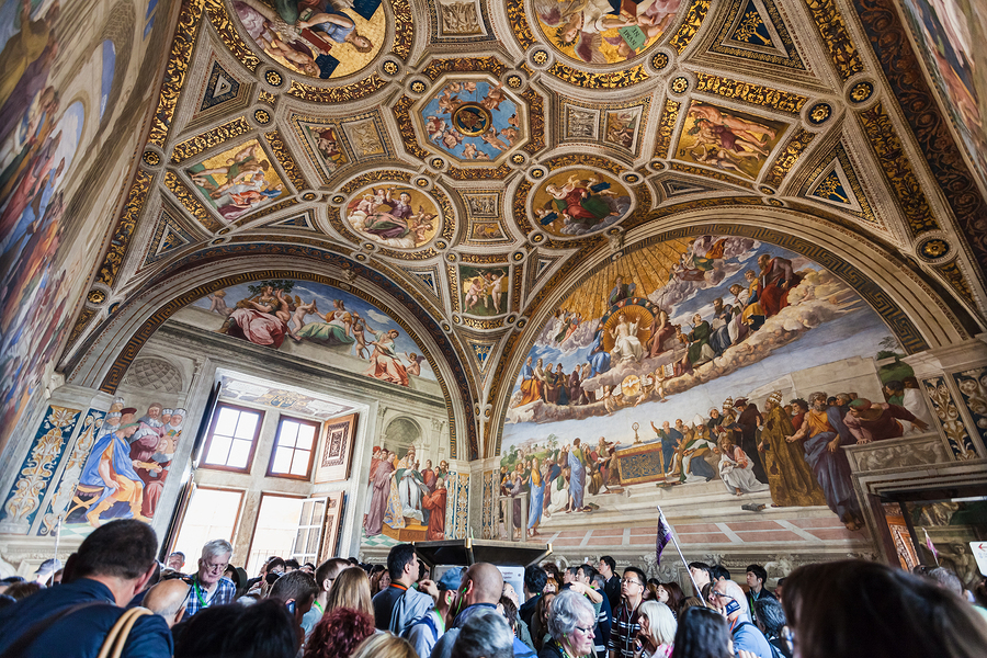 Crowds inside Vatican Museums in Rome