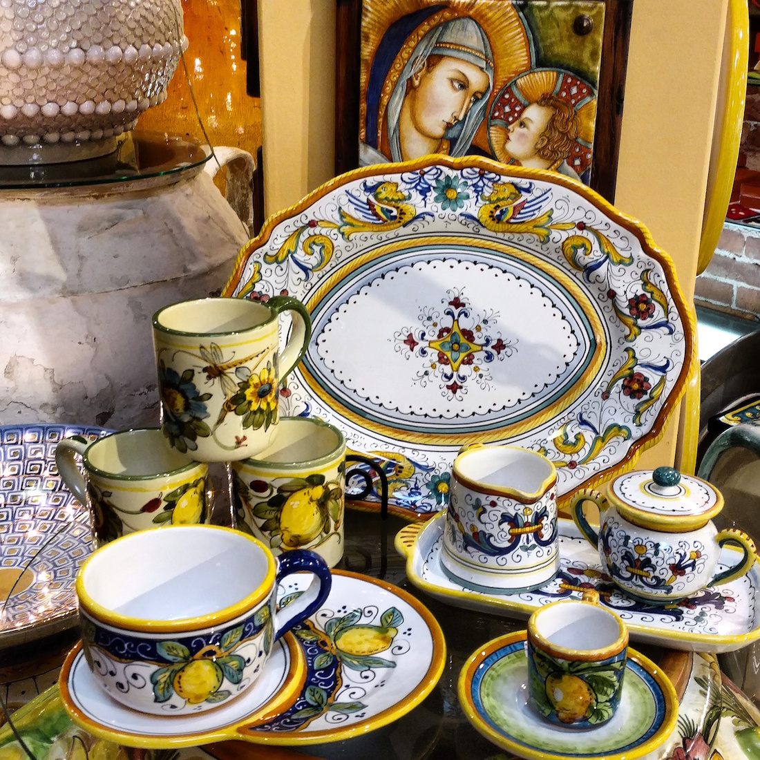 A Short Guide of The Italian Tradition of Ceramics ITALY Magazine