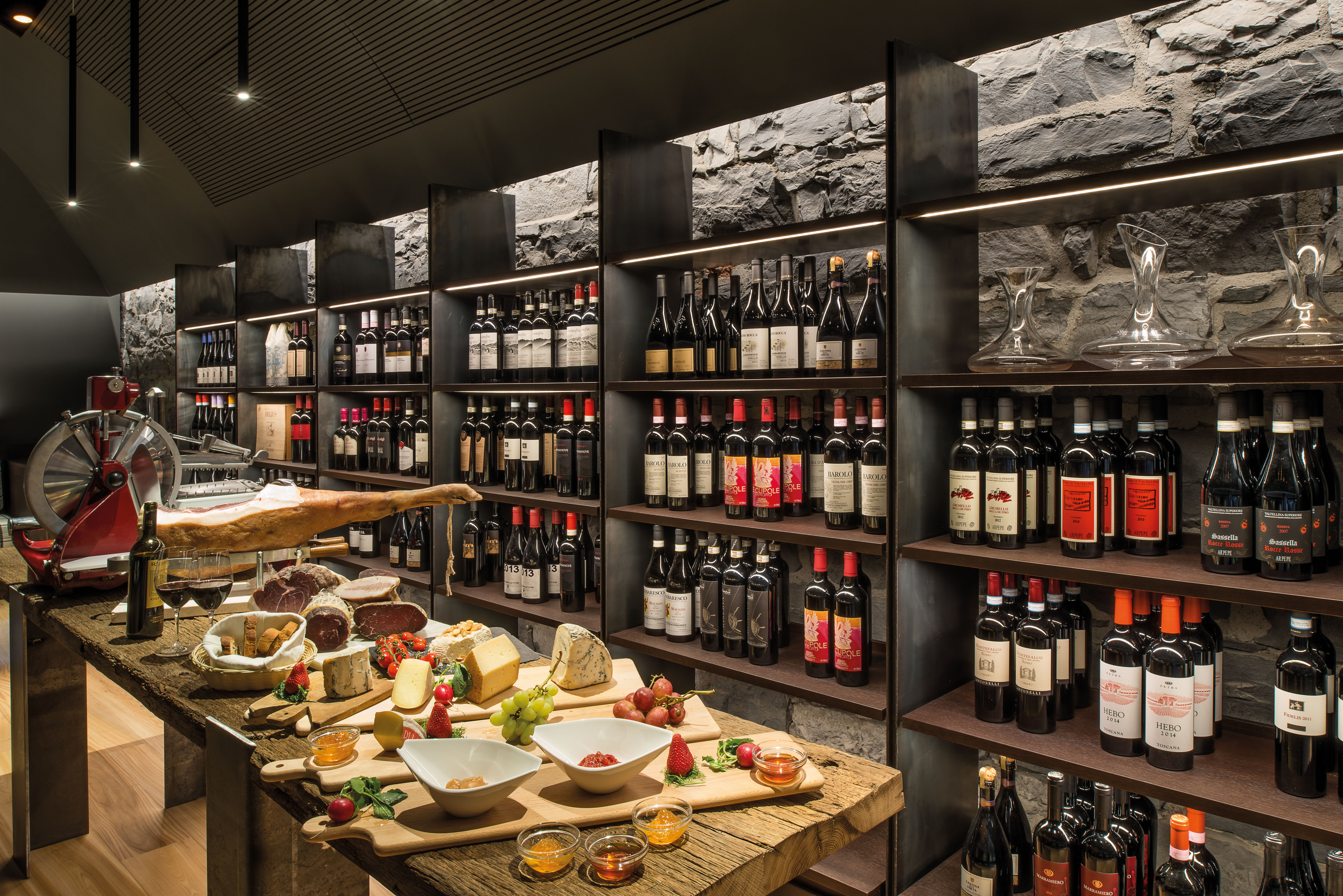 L'Escale Trattoria and Wine Bar at Grand Hotel Tremezzo