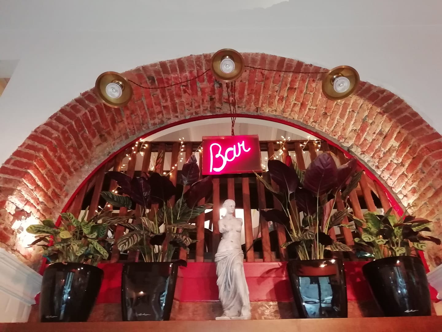 Panika Bar Milan