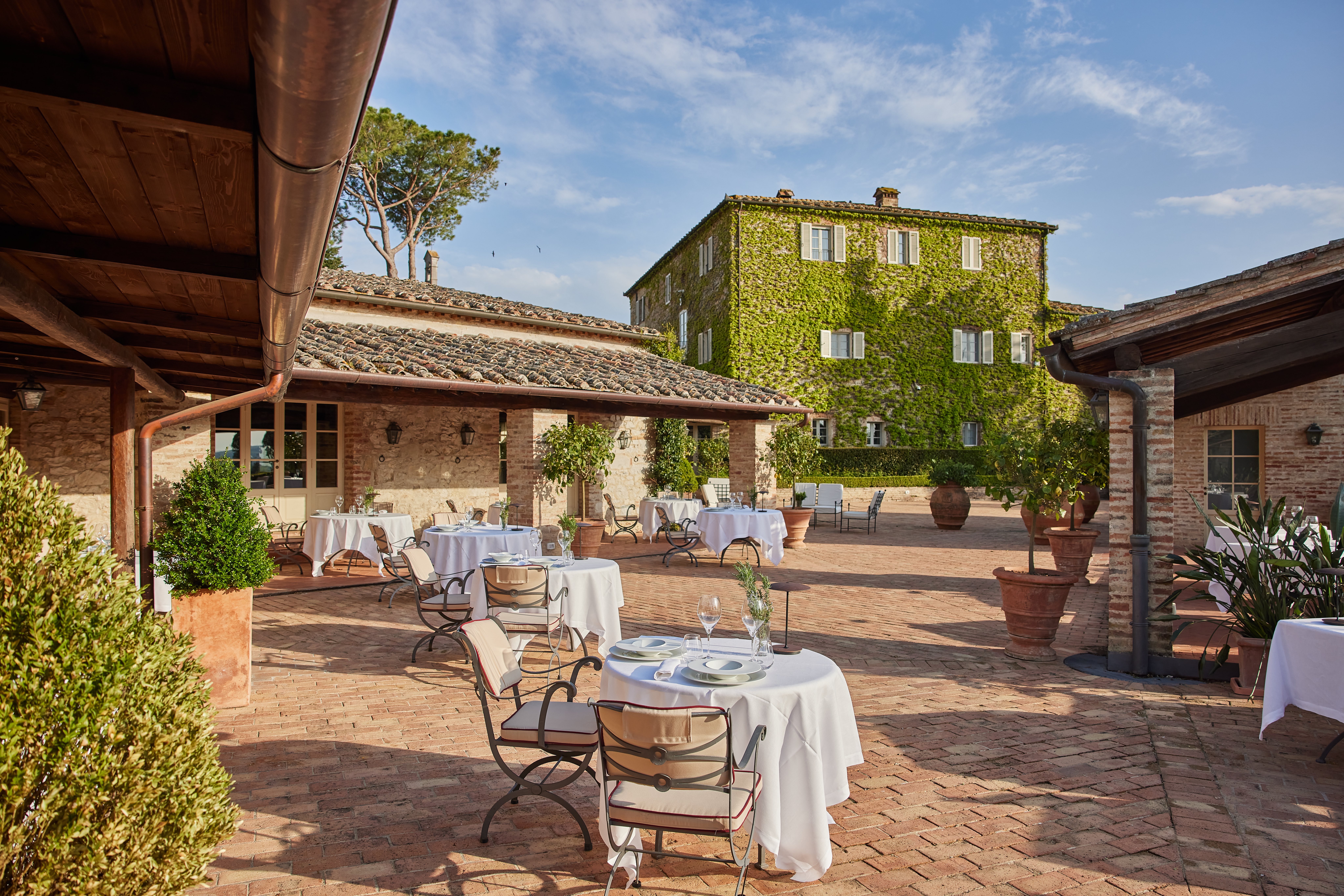 Il Poggio Rosso restaurant at Borgo San Felice Resort