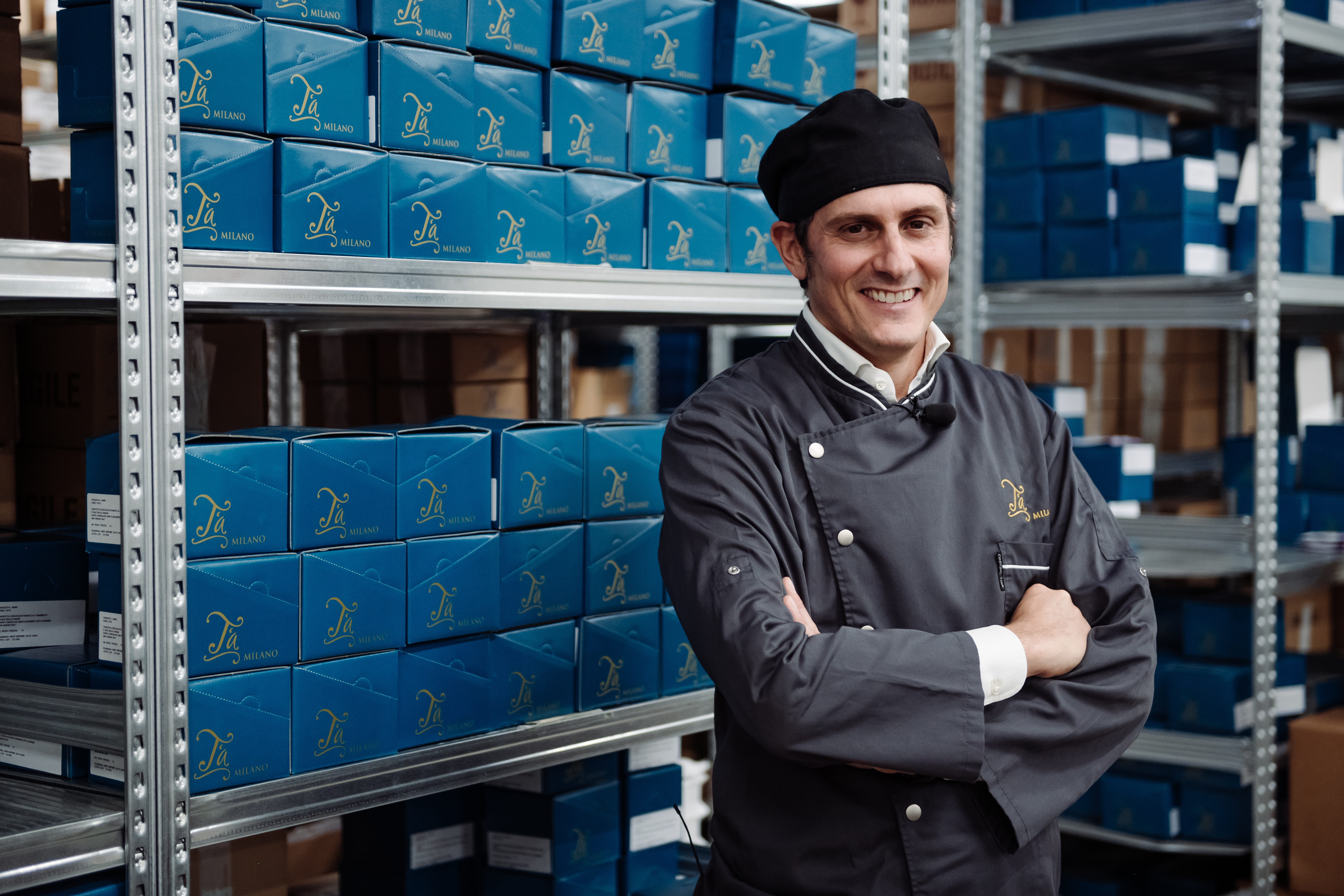 The Alemagna brothers take immense pride in their artisanal Milanese panettone, following a classic family recipe packed with sultanas and candied orange, citron and lemon peel.