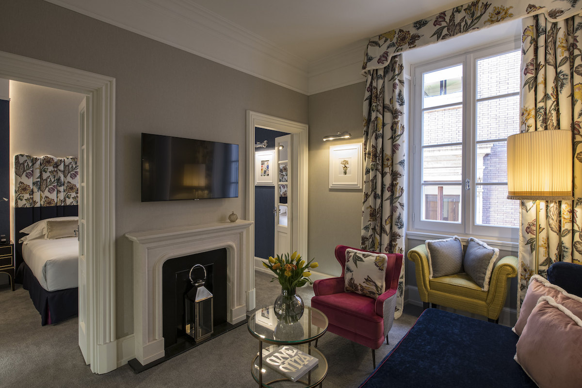 maloot room