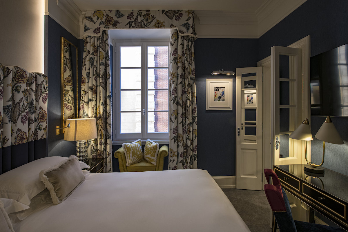 maloot room