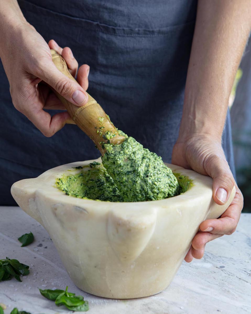 pesto laurel