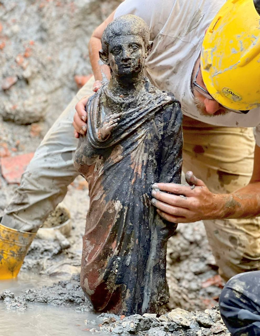 smaller statuette
