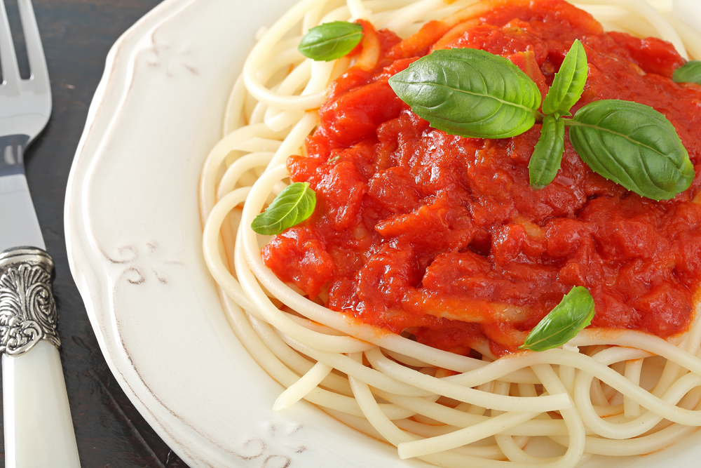 How Pasta al Pomodoro Became an Iconic Italian Dish | ITALY Magazine