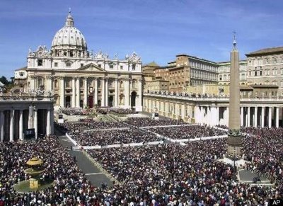 Tour Guide Caught in Beatification Ticket Scam | ITALY Magazine
