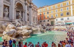 Crowds at Trevi Fountain in Rome