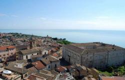 7-day Authentic E-Cycling, Walking, Cultural and Culinary Tours in Abruzzo with Italia Sweet Italia 1