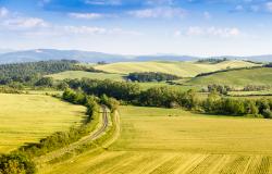 railway line in Tuscan countryside