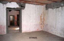 A Old Farm House to be restored in the Historical Center of Santa Domenica Talao 11