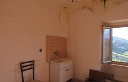 140sqm, stone, town house with 5 bedrooms and mountain views. 3