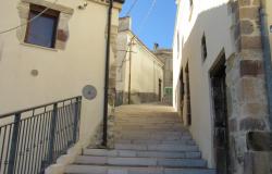 140sqm, stone, town house with 5 bedrooms and mountain views. 14