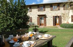 Wonderful Walk distance farmhouse with vineyard 21