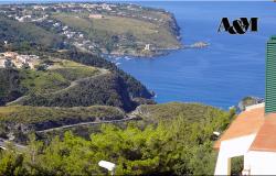 with stunnibg view in an elegant complex "The Bridge Village" 0