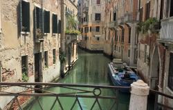 Venice- St. Mark’s district , charming apartment with canal view. Ref. 162c 16