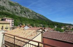Sea and Mountain amazing views, habitable, 4 bedroom town house with 2 terraces and garage. 0