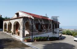 detached with stunning view  0