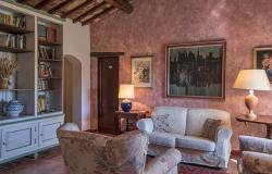 Large house with swimming pool and garden, San Gimignano 7
