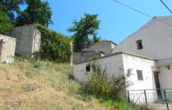 Town house with barn and garden and open , beautiful views.  2