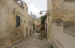 Matera Reference: 3853 2