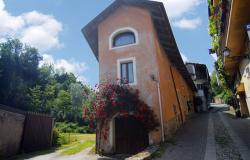 country house for sale in langhe area