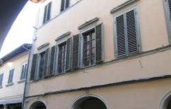 Tuscany – Poppi (AR) apartment in historic hamlet, to renovate. Ref.08t 1
