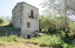 Stone, detached cottage with 1800sqm of land and amazing mountain views with building rights. 0