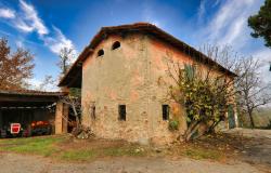 Castelvetro, a farmhouse that tickles the senses 86