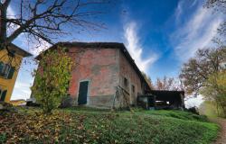 Castelvetro, a farmhouse that tickles the senses 82