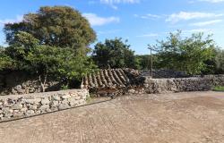 Scicli, exposed stones in contrada Calamarieri 77