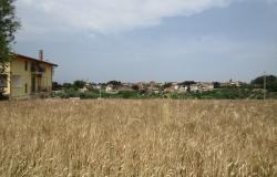 Finished, 3 bedroom countryside apartment of 120sqm in a scenic position between Lanciano and Castel Frentano with no stairs. 2