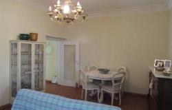 3 Bedroom, finished town house 10 minutes to the beach, terrace and cellar. 4