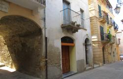 1800s apartment, habitable, with vaulted ceilings, 2 bedrooms in the old center of Lanciano. 0