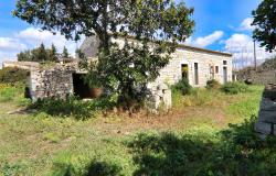 Scicli, stone farmhouse with land 5