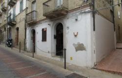 One bedroom ground floor apartment in the historic center of this fantastic city  0
