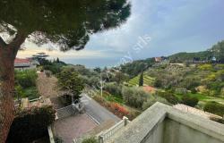 L1203 Villa with garden and sea view for sale in Bordighera 16