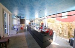 L1117 Ligurian style villa with swimming pool and sea view for sale in Bordighera. 11